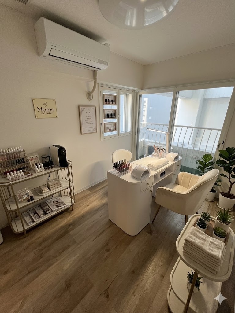 ネイルサロンとして入居した区画の内装